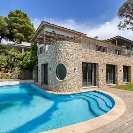 Parra Villa